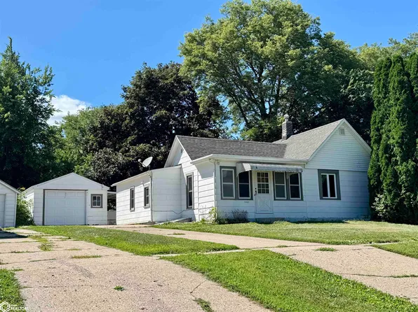 1115 N Clark St, Carroll, IA 51401