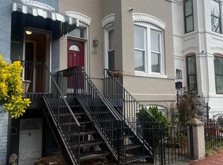 633 10th St NE, Washington, DC