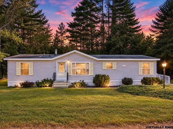 202 Fire Pond Road, Hopkinton, NH 03229
