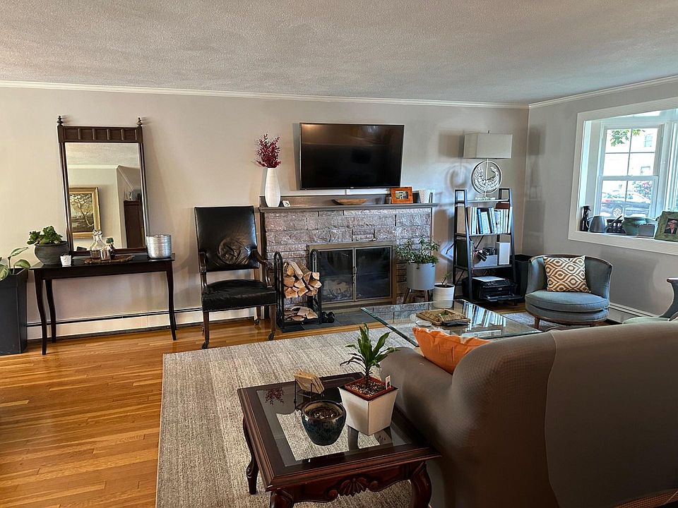 21 Locke St Winchester MA Zillow