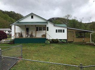 587 Jodie Rd, Jodie, WV 26690