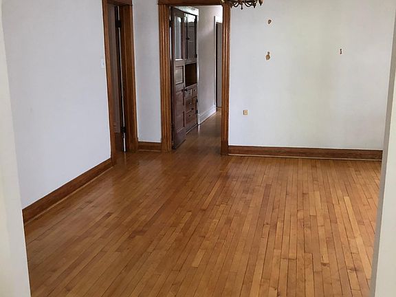 2nd image of 3549 W Wrightwood Ave #1