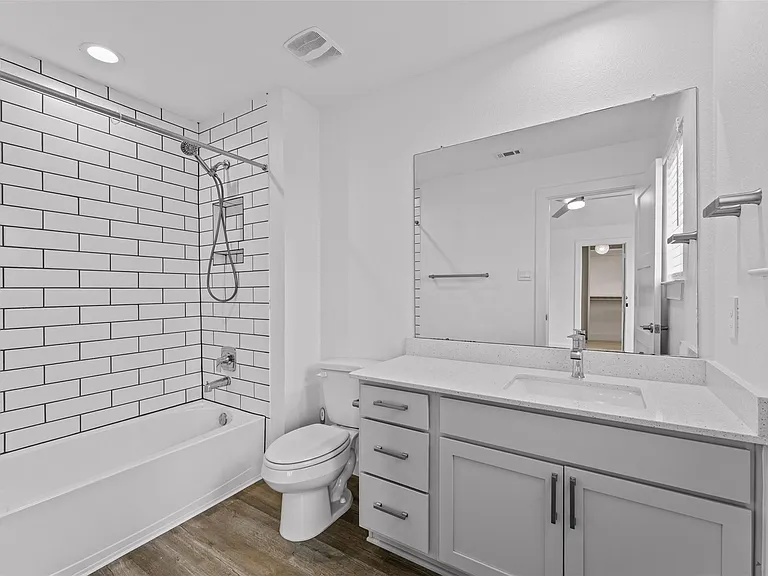 22503 Modica Rift Ln — Photo 32