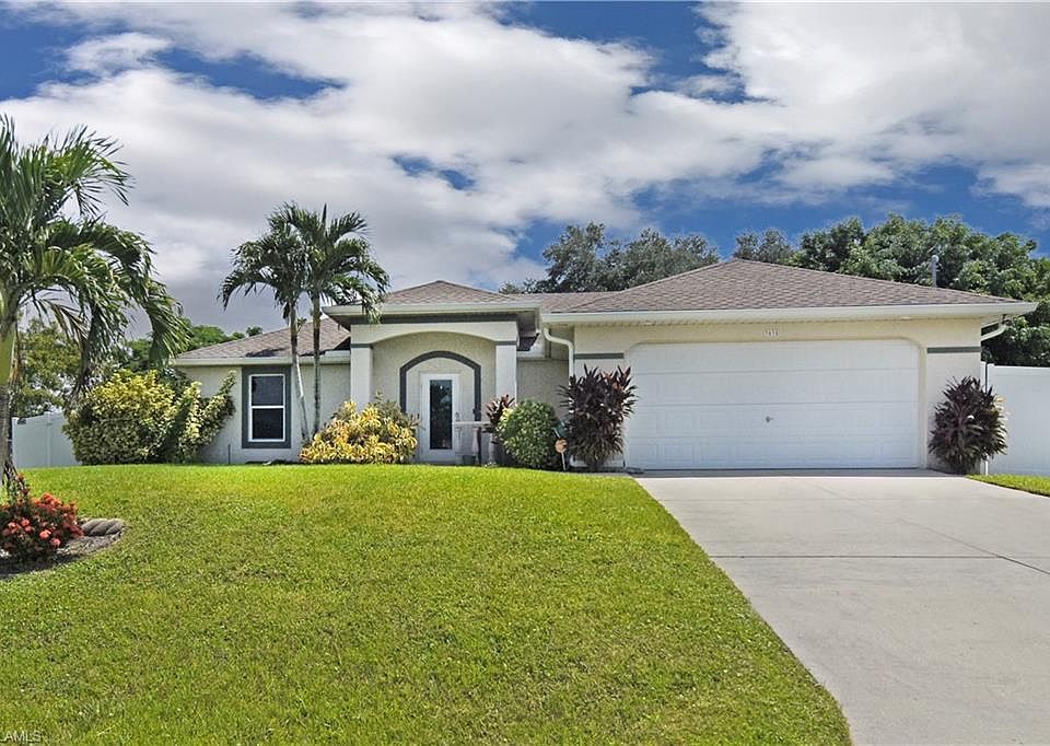 1st image of 3035 SW 15th Ave