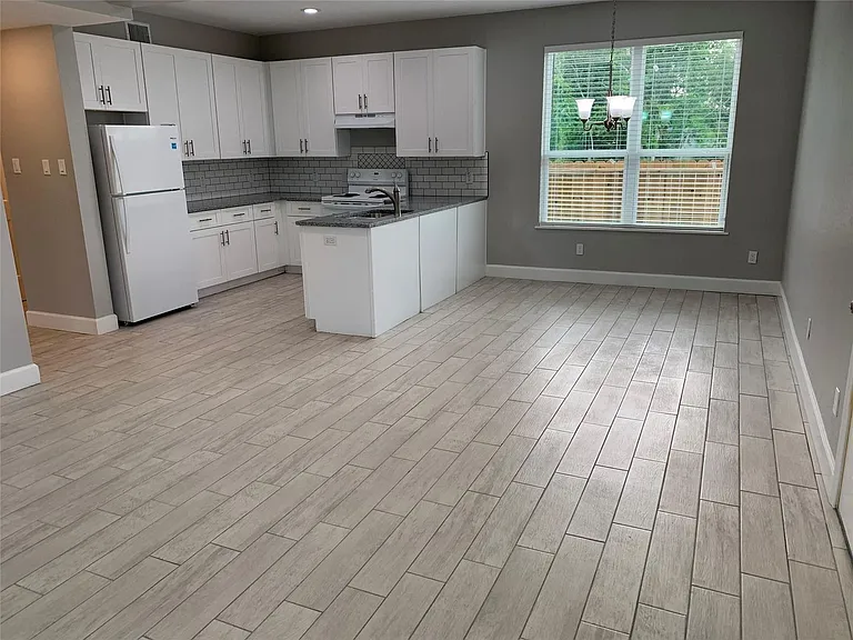 4221 Alvin St #A — Photo 4