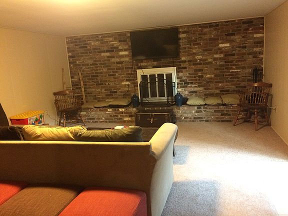 2nd image of 4511 Oaklawn Dr