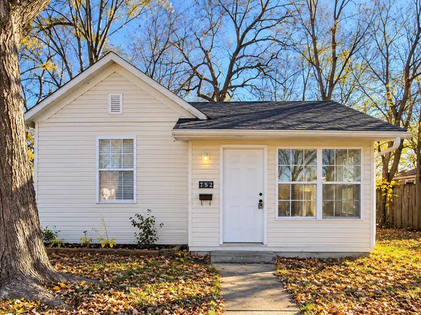 752 S Newton Avenue, Springfield, MO 65806