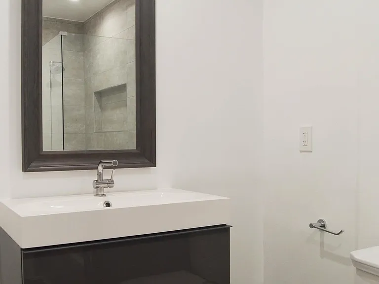 5407 Monroe St — Photo 21