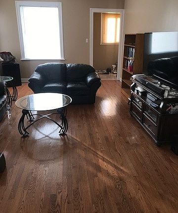 3rd image of 311 S 4th Ave