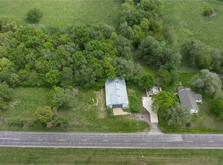 11787 State Route Cc, Savannah, MO 64485