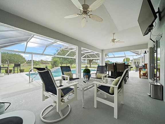 3rd image of 3189 Darien Way