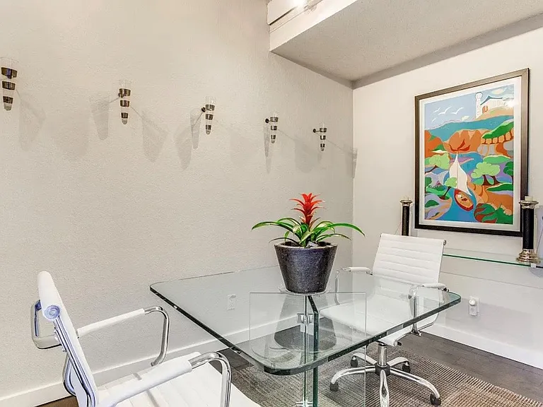 3955 Buena Vista St — Photo 10