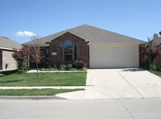 6236 Chalk Hollow Dr, Fort Worth, TX 76179