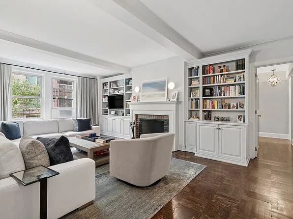 205 E 69th St APT 3A, Manhattan, NY 10021