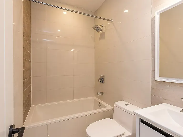 1180 Halsey St #3 — Photo 9