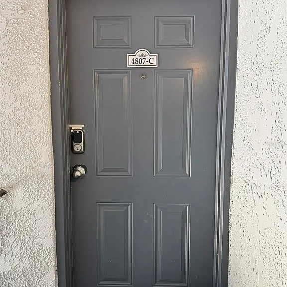 4807 S Texas Ave #4807C — Photo 2