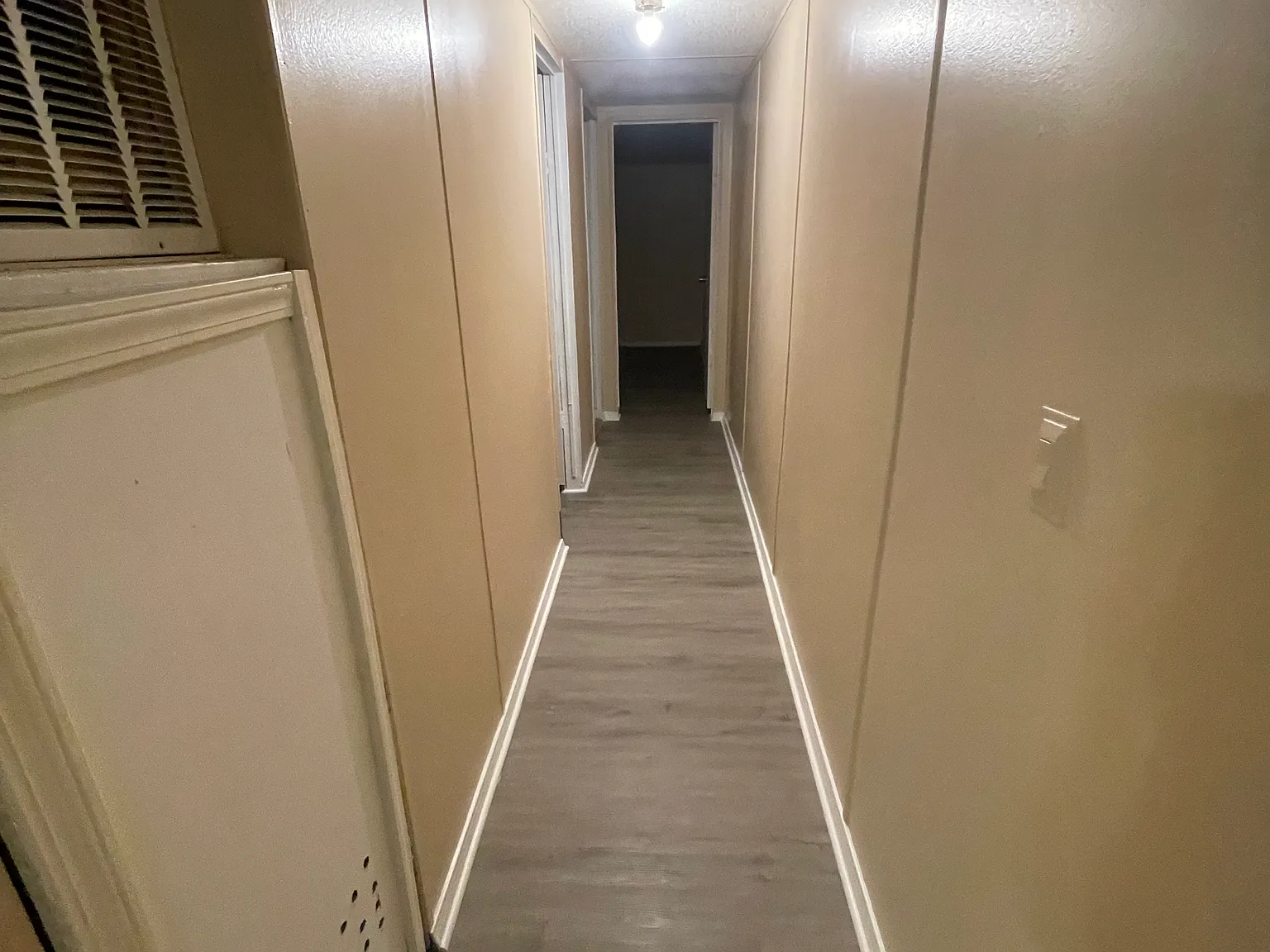 303 Pecan St — Photo 4