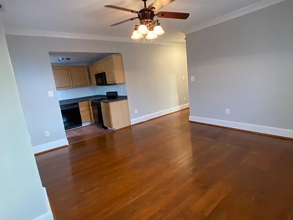 5th image of 111 E Lee St #3