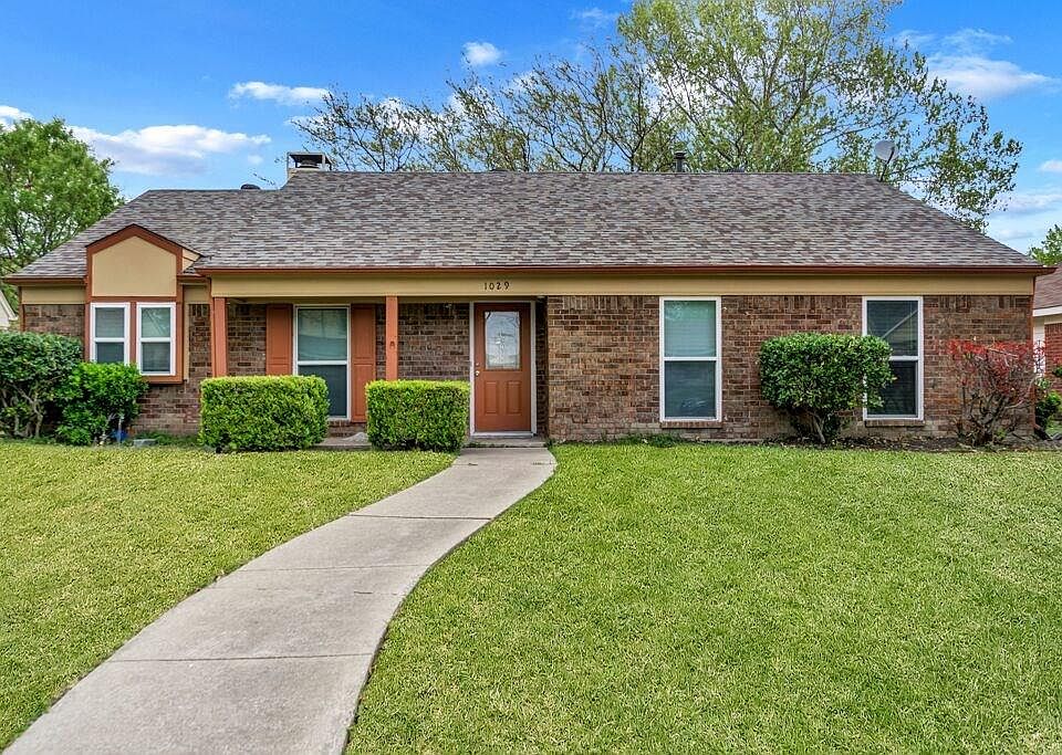 1st image of 1029 Melissa Ln