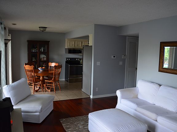 Cozy, comfortable living 