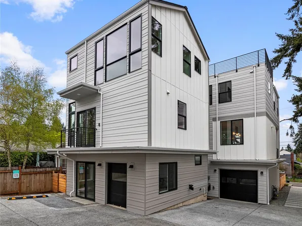 1031 NE 98th St #B, Seattle, WA 98115