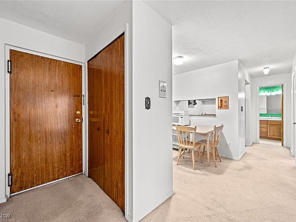 4th image of 14567 Madison Ave APT 411