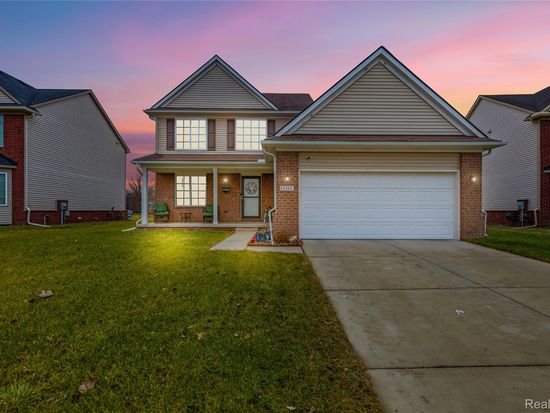 33555 Sand Piper Dr, Romulus, MI 48174