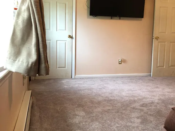 289 Boney Rd, Rose Hill, NC 28458