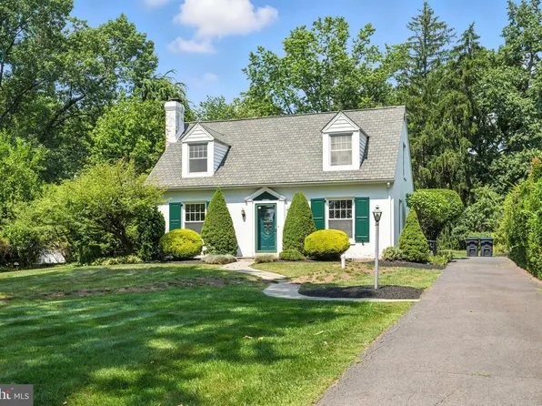 615 Chestnut St, Collegeville, PA 19426