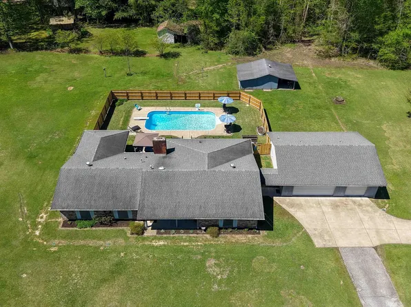 15 Dogwood Dr, Arkadelphia, AR 71923