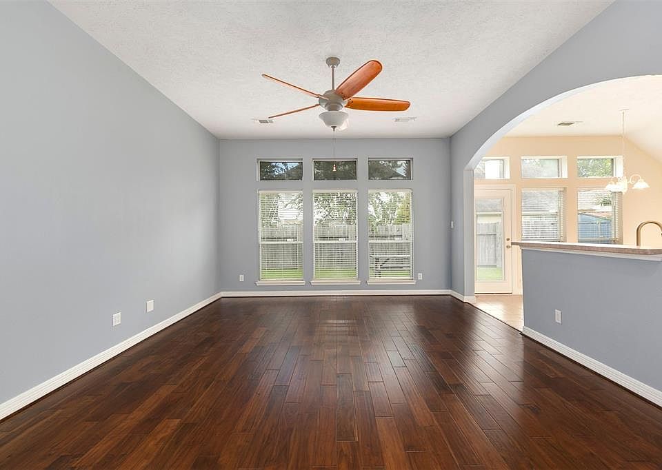 1st image of 3230 Forrester Dr