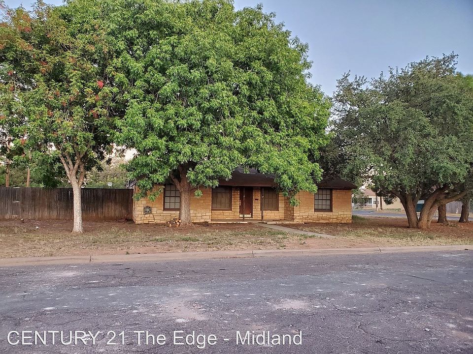 1st image of 600 E Broadway Ave