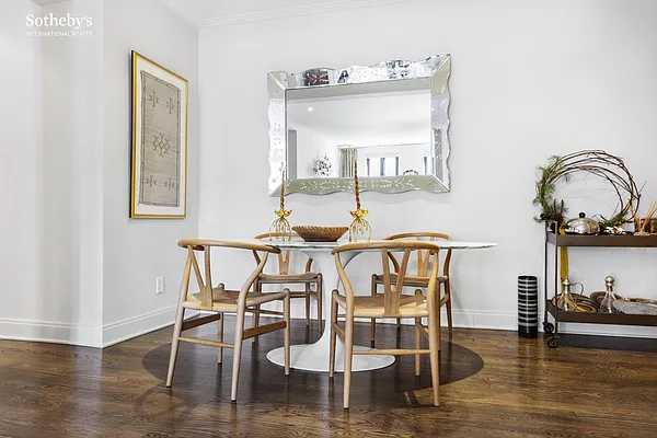 Sold by Sotheby's International Realty | media 4