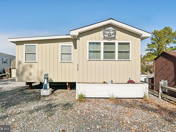 3rd image of 111 Beach Harbor Dr #D-228