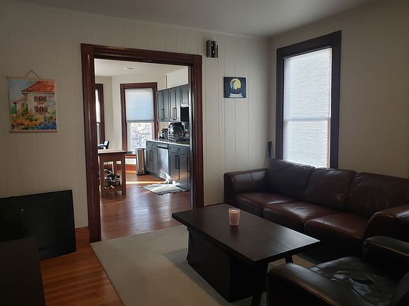 3rd image of 429-431 N Tioga St #429-2