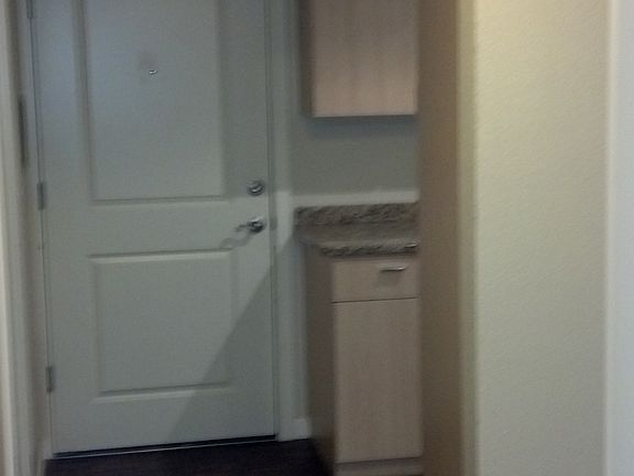5th image of 1620 Melrose Ave APT 308