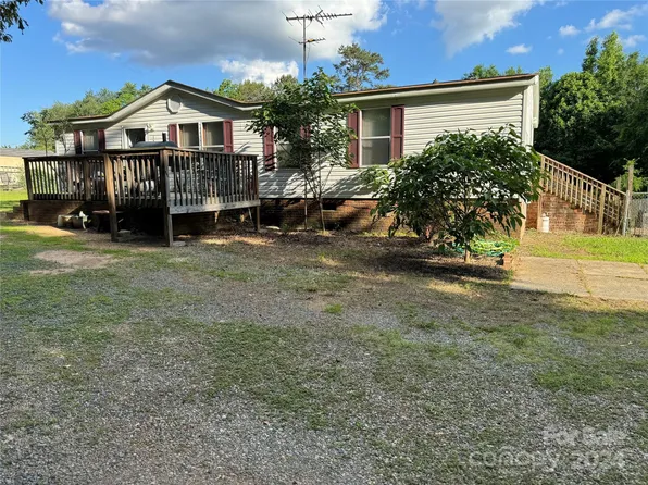 14586 Fiji Ct, Stanfield, NC 28163