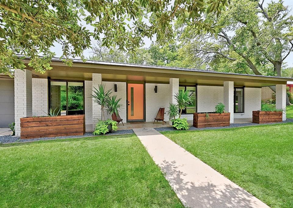 1st image of 2213 Toulouse Dr