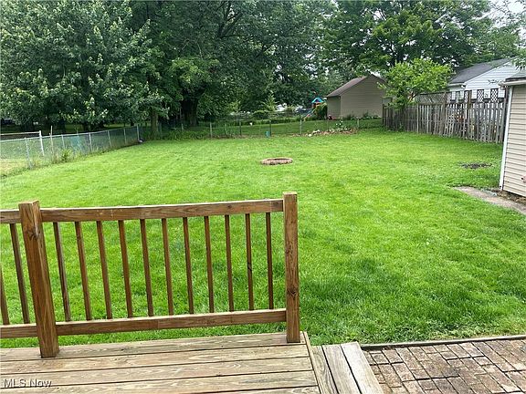 5th image of 5242 W 220th St