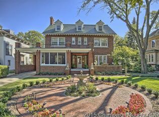 811 W University Ave, Champaign, IL
