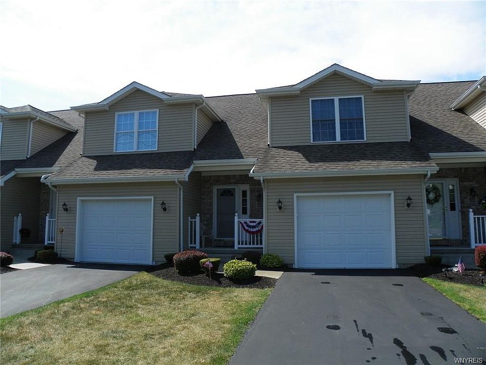 1st image of 925 Maryvale Dr