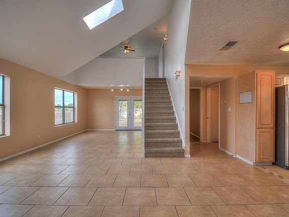 4th image of 3936 Sunbird Dr NW