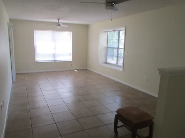 2971 Day Rd #A, Deltona, FL 32738