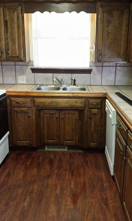 2nd image of 1241 W Knoxville St