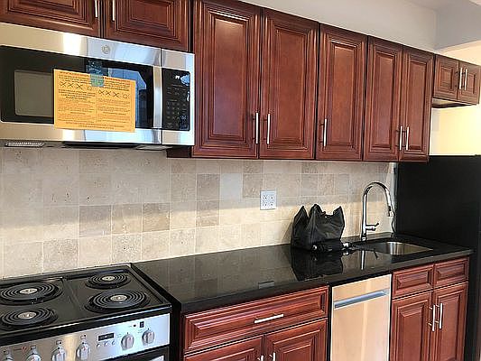 1st image of 170 Nagle Ave #206