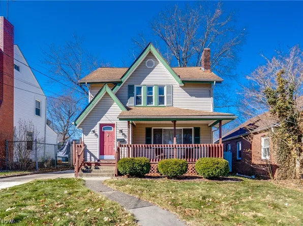 934 Packard Dr, Akron, OH 44320