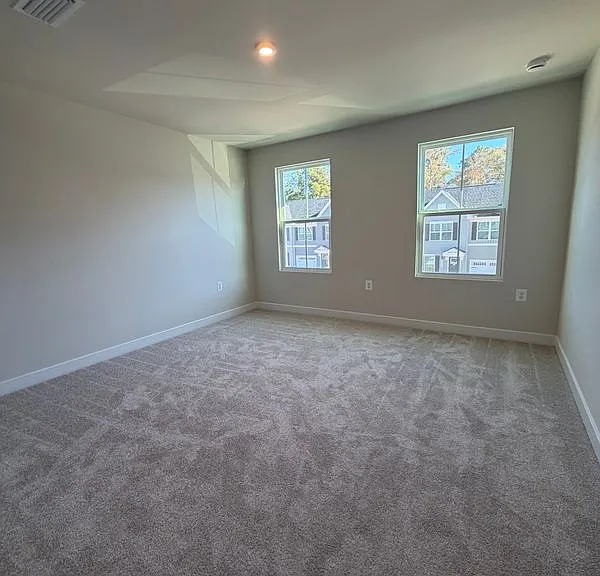 18347 Centennial Cir — Photo 5