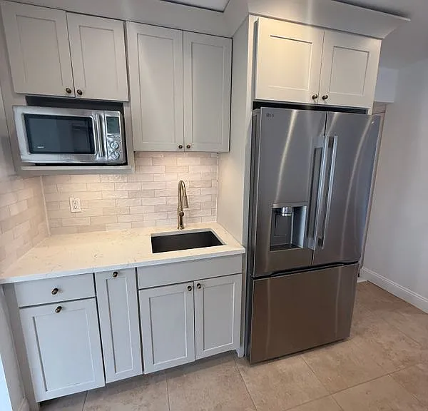 69 Bank St #1 — Photo 2