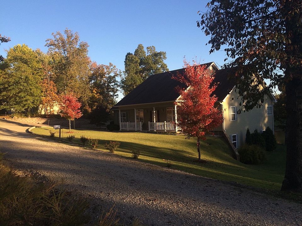 2nd image of 105 Keith Drive