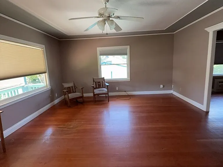 5480 Live Oak Dr — Photo 2